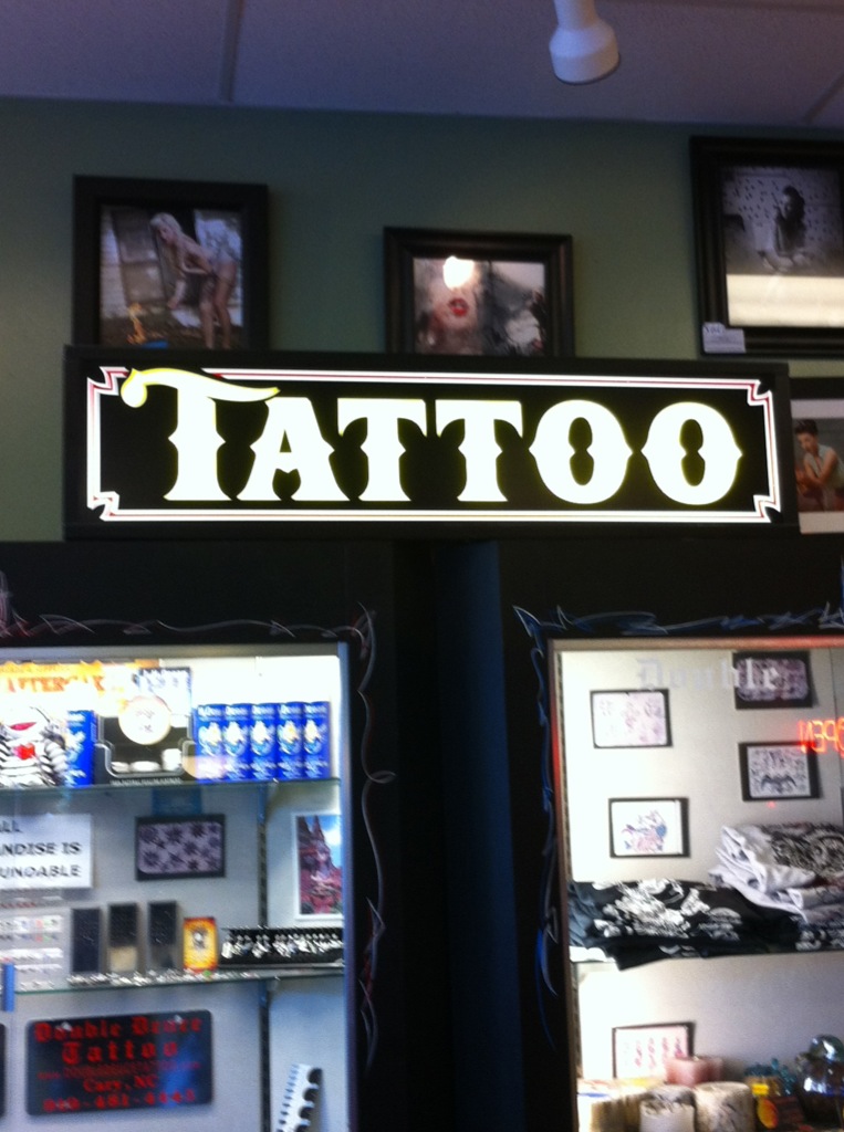 DoubleDeuce Tattoo Shop